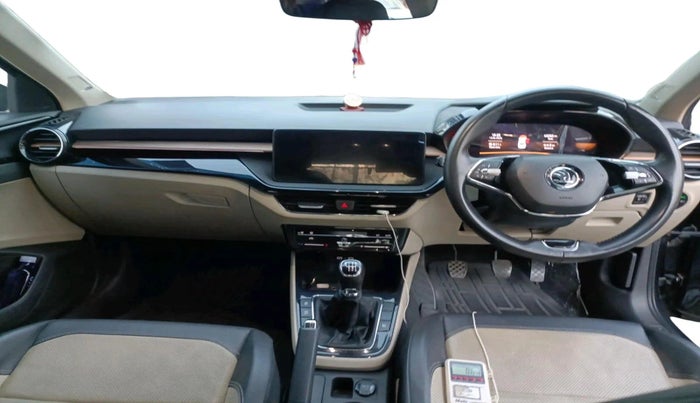 2022 Skoda SLAVIA STYLE 1.0L TSI MT, Petrol, Manual, 63,585 km, interior