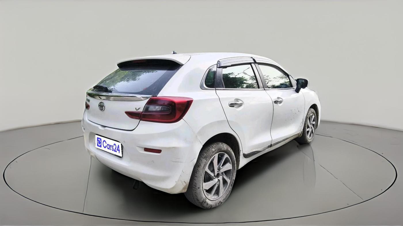 2022 Toyota Glanza V, Petrol, Manual, 44,400 km, exterior