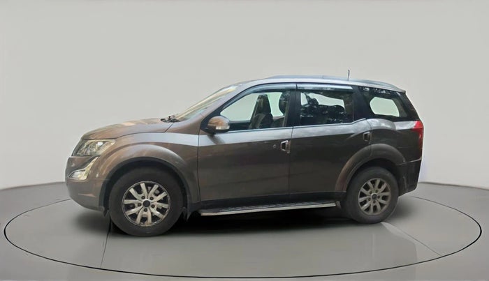 2017 Mahindra XUV500 W10 AT 1.99, Diesel, Automatic, 66,499 km, exterior