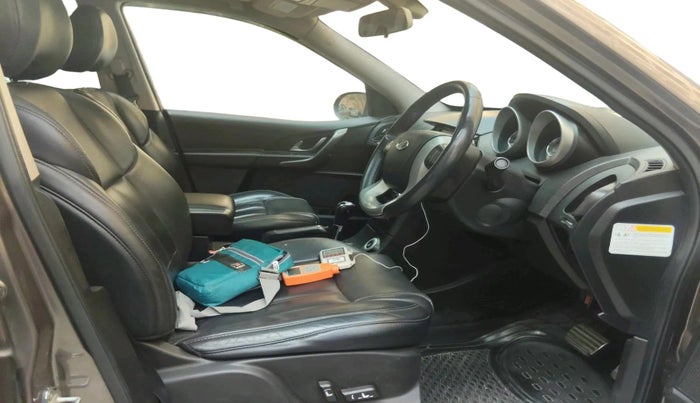 2017 Mahindra XUV500 W10 AT 1.99, Diesel, Automatic, 66,499 km, interior