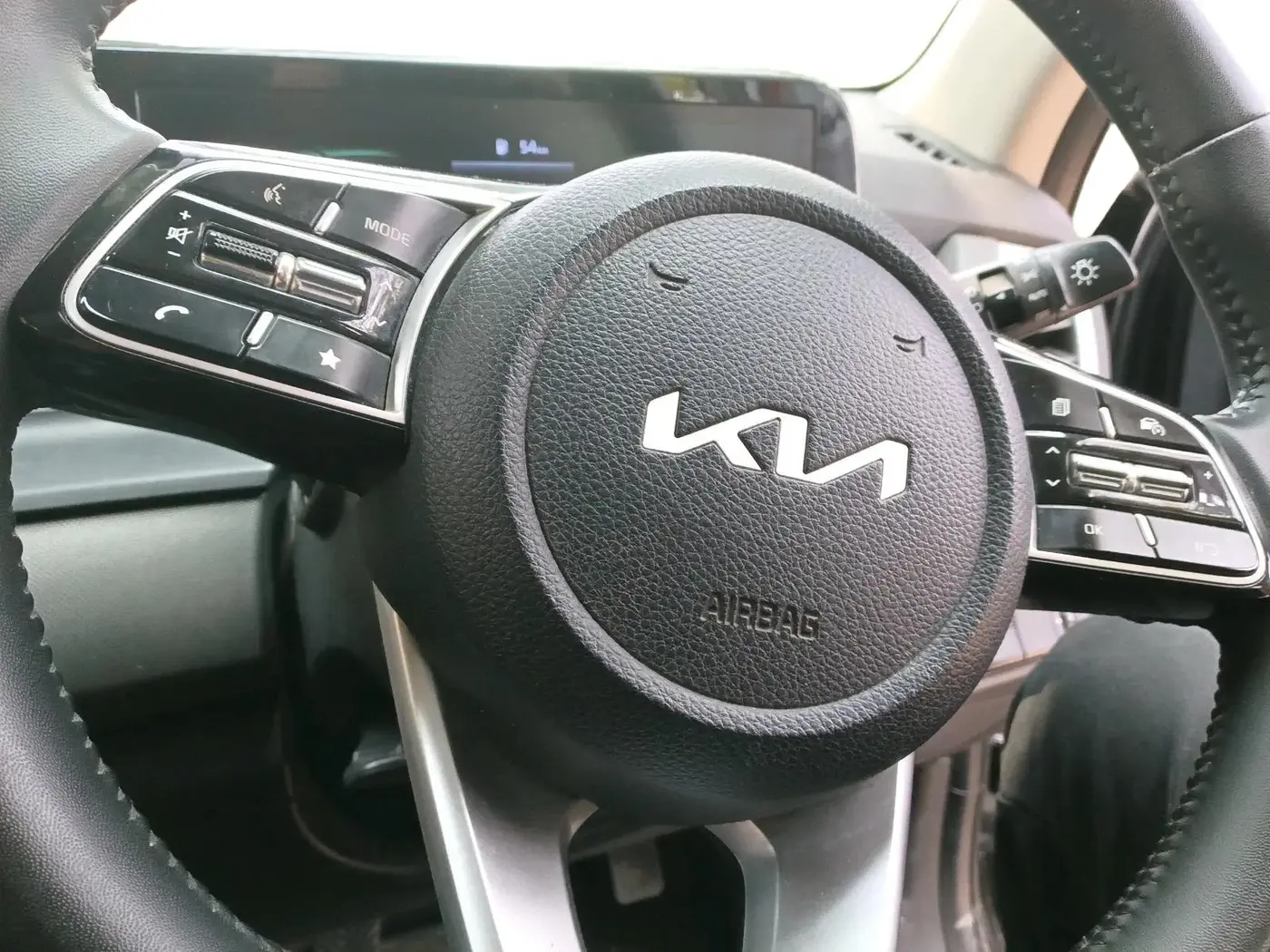 2024 KIA SELTOS  HTK PLUS 1.5 PETROL MT, Petrol, Manual, 32,651 km, interior