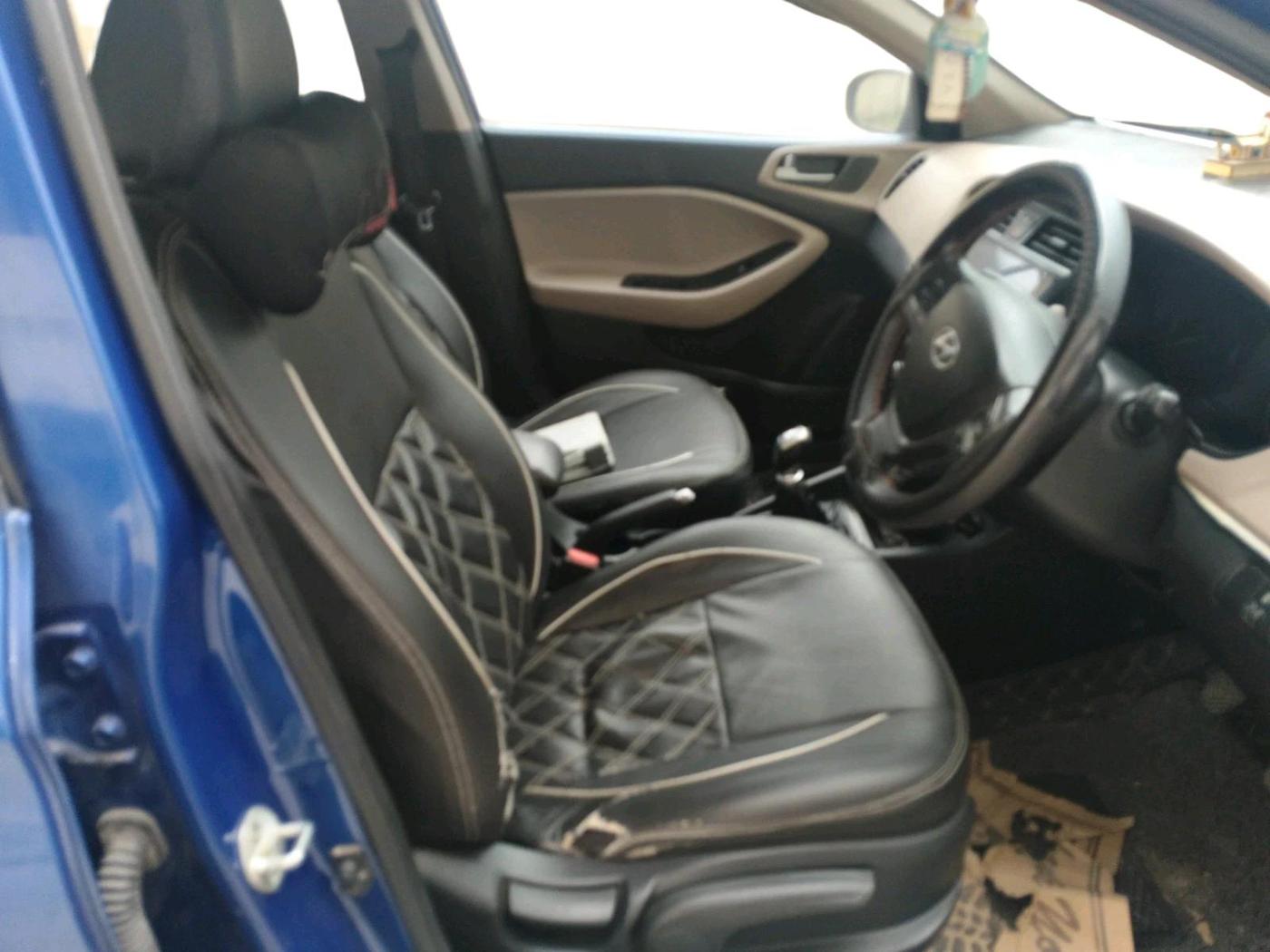 2015 Hyundai Elite i20 SPORTZ 1.2 (O), Petrol, Manual, 70,057 km, interior