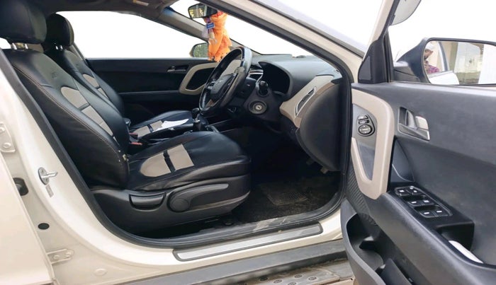 2016 Hyundai Creta SX 1.6 DIESEL, Diesel, Manual, 1,08,208 km, interior