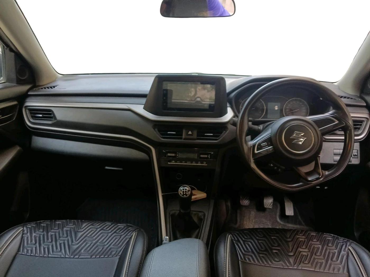 2022 Maruti BREZZA VXI SMART HYBRID, Petrol, Manual, 74,108 km, interior