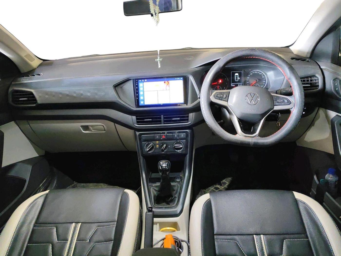 2023 Volkswagen TAIGUN COMFORTLINE 1.0 TSI MT, Petrol, Manual, 29,390 km, interior