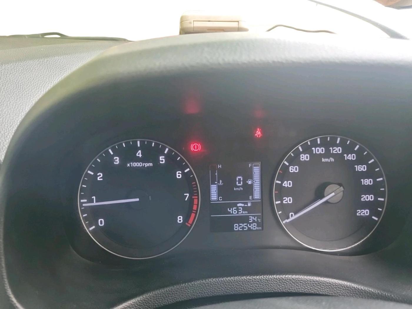 2018 Hyundai Creta E PLUS 1.6 PETROL, Petrol, Manual, 85,548 km, interior