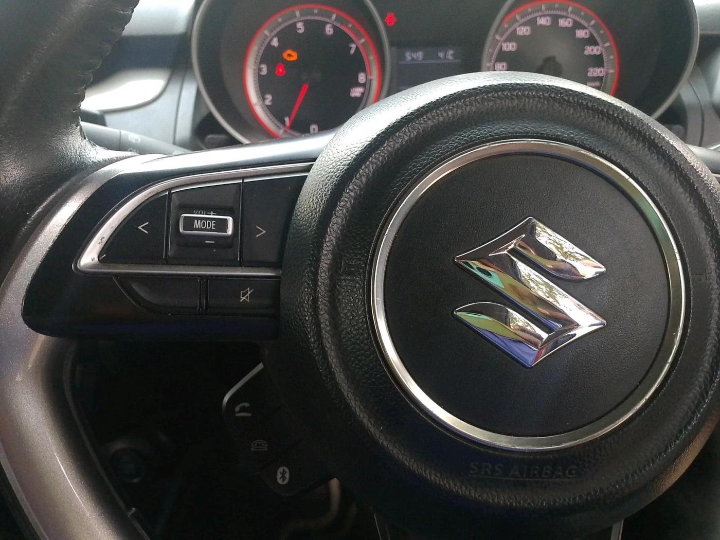 2019 Maruti Swift ZXI, CNG, Manual, 72,706 km, interior