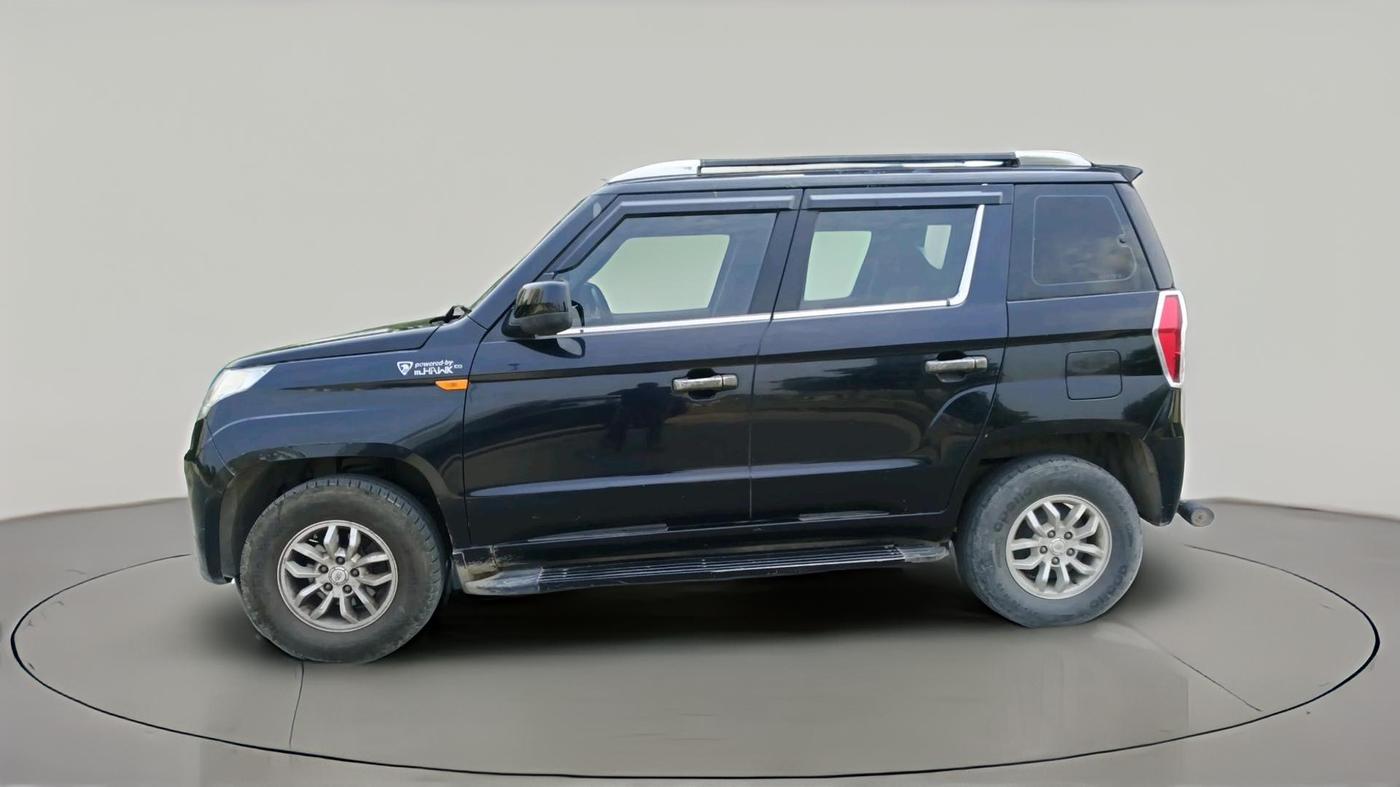 2016 Mahindra TUV300 T8 AMT, Diesel, Automatic, 50,096 km, exterior