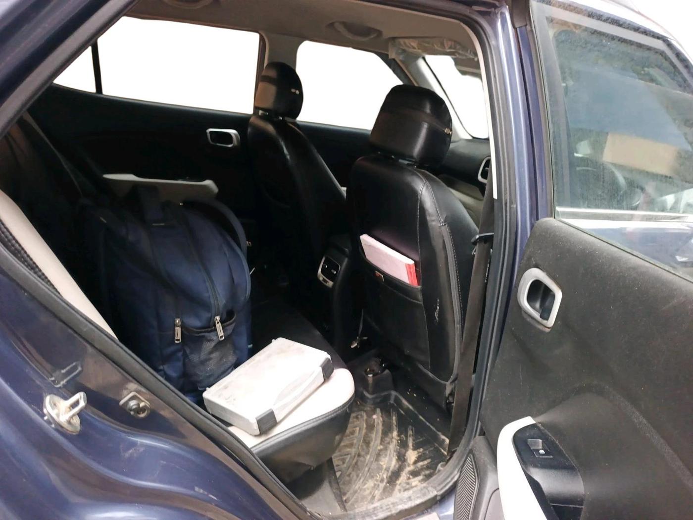 2022 Hyundai VENUE S(O) 1.2, Petrol, Manual, 54,636 km, interior