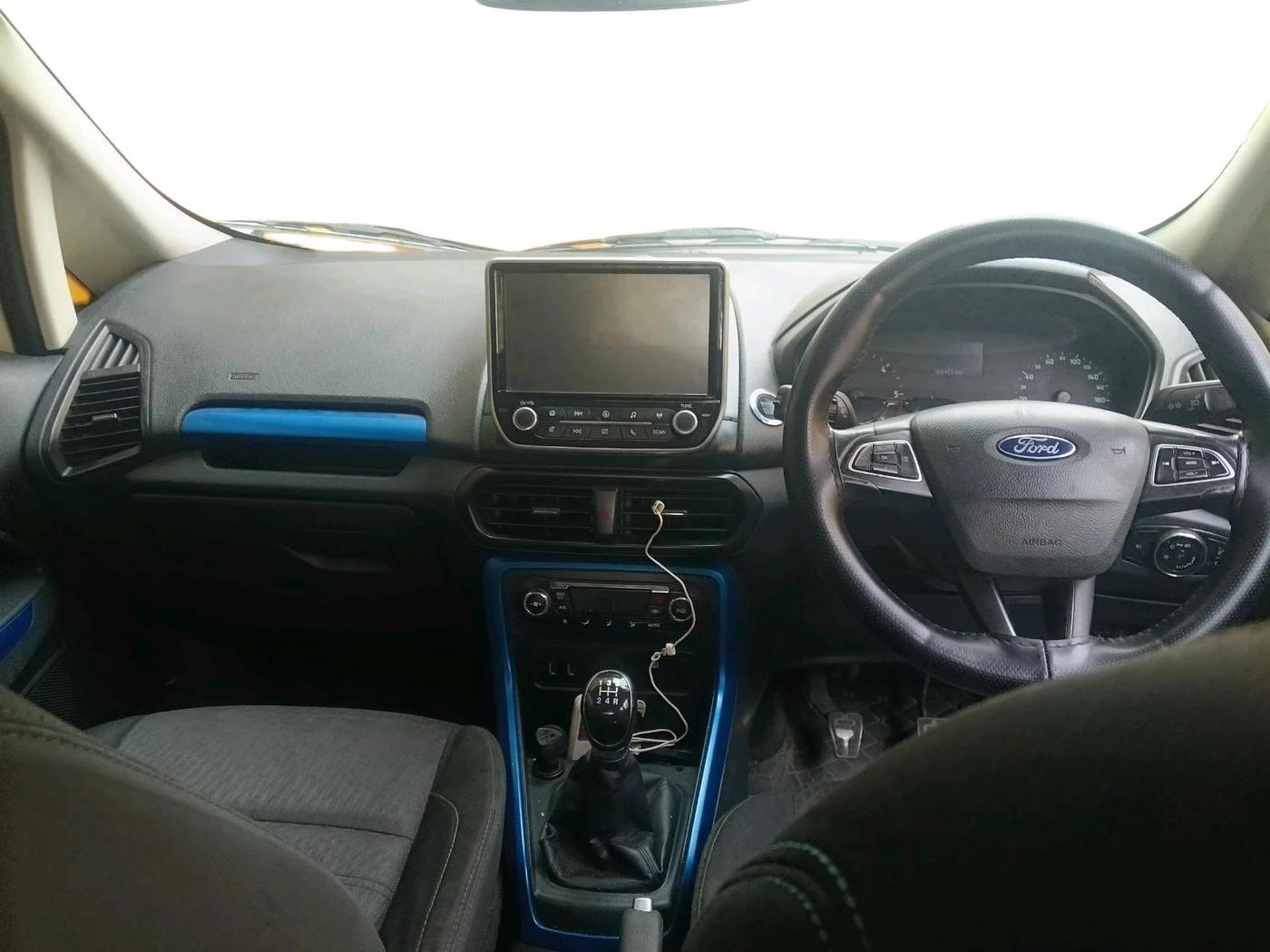 2018 Ford Ecosport TITANIUM 1.5L SIGNATURE EDITION (SUNROOF) DIESEL, Diesel, Manual, 1,65,425 km, interior