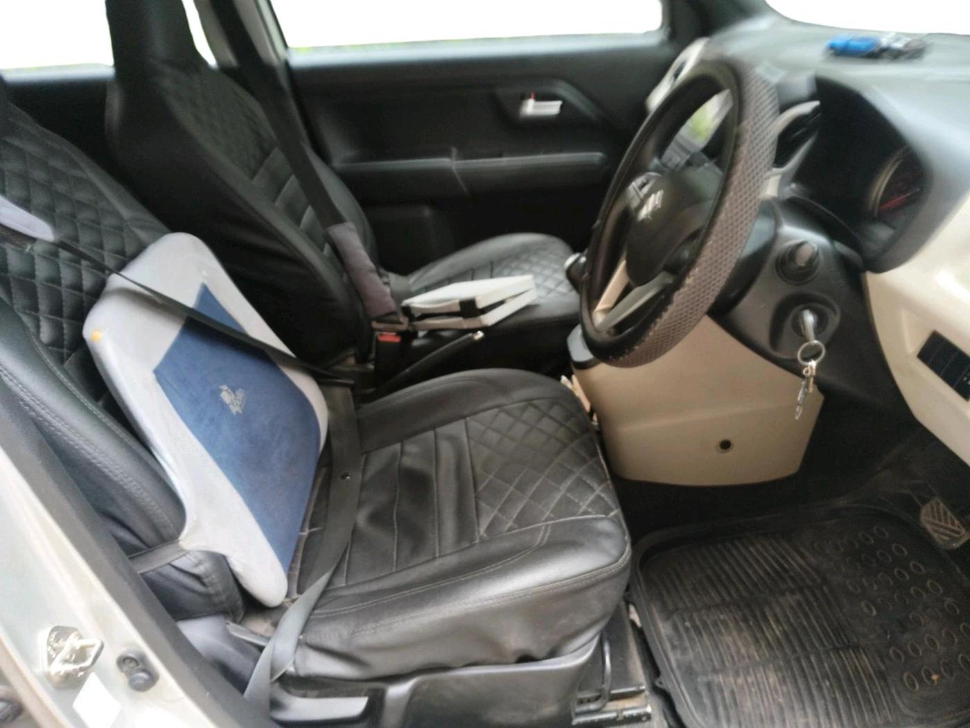 2019 Maruti New Wagon-R ZXI 1.2 AMT, Petrol, Automatic, 1,45,281 km, interior