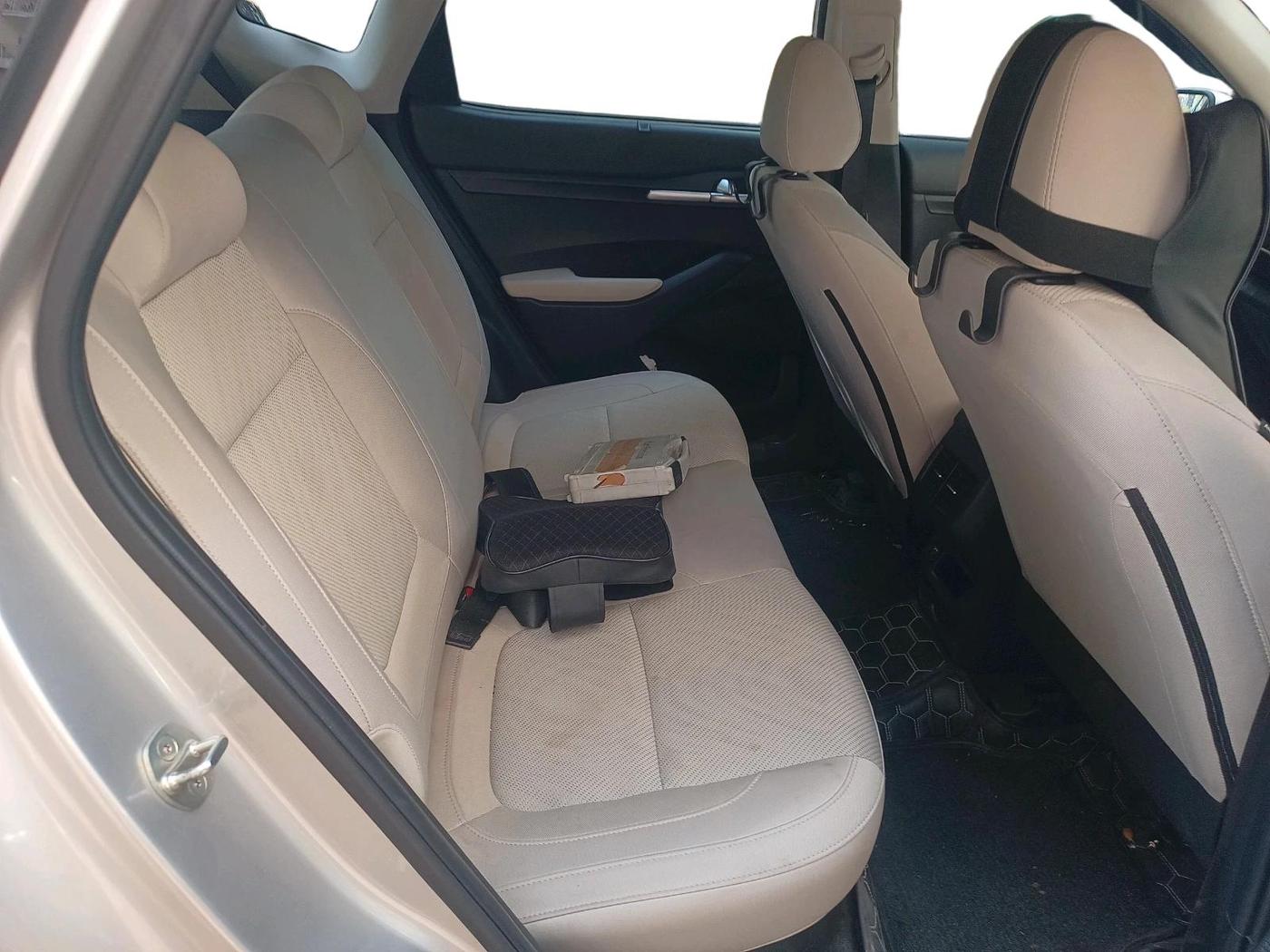 2023 KIA SELTOS HTK PLUS 1.5 IMT, Petrol, Manual, 27,945 km, interior