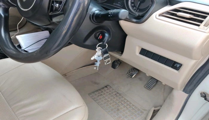 2017 Maruti Dzire VDI, Diesel, Manual, 1,66,613 km, interior