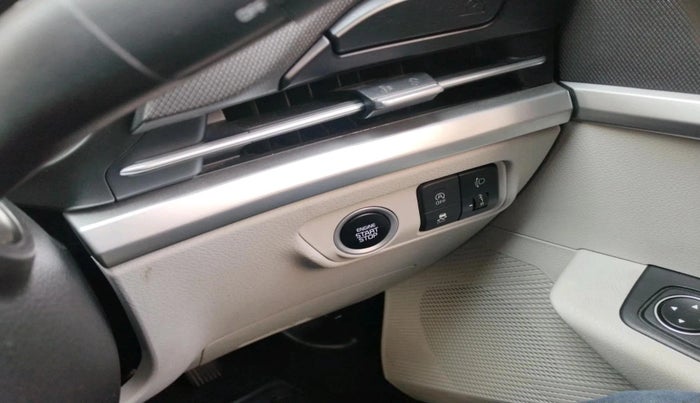 2024 KIA CARENS Prestige (O) 1.5 Petrol 7 STR, Petrol, Manual, 18,049 km, interior