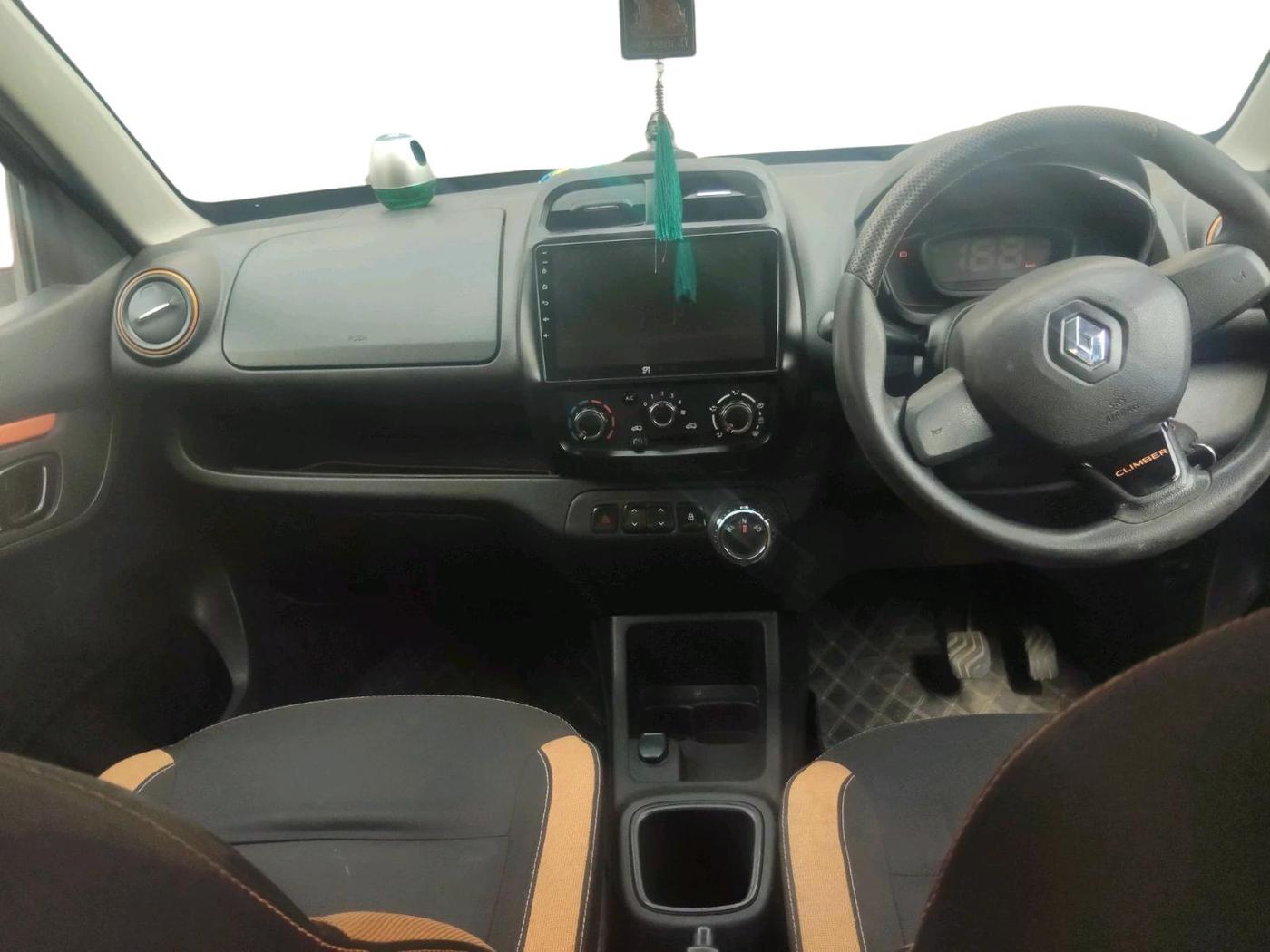 2017 Renault Kwid CLIMBER 1.0 AMT, Petrol, Automatic, 65,565 km, interior
