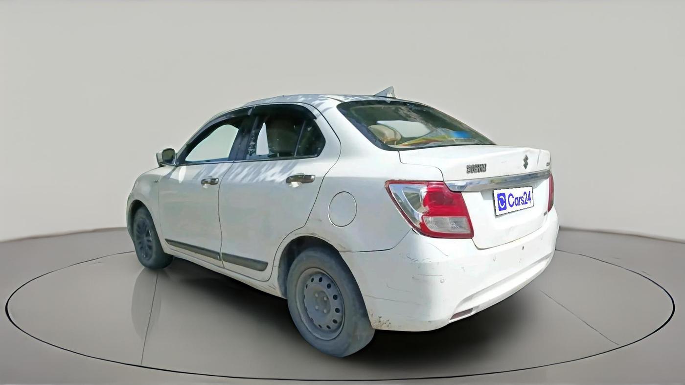2018 Maruti Dzire VXI, CNG, Manual, 1,06,953 km, exterior