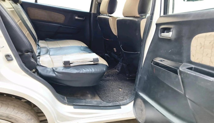 2017 Maruti Wagon R 1.0 VXI, CNG, Manual, 1,16,477 km, interior