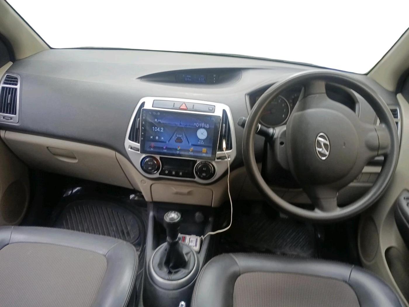 2013 Hyundai i20 MAGNA (O) 1.2, Petrol, Manual, 45,945 km, interior