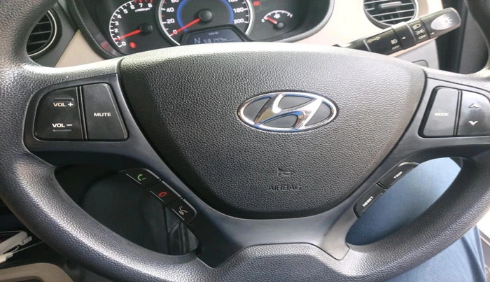 2018 Hyundai Grand i10 SPORTZ AT 1.2 KAPPA VTVT, Petrol, Automatic, 25,819 km, interior