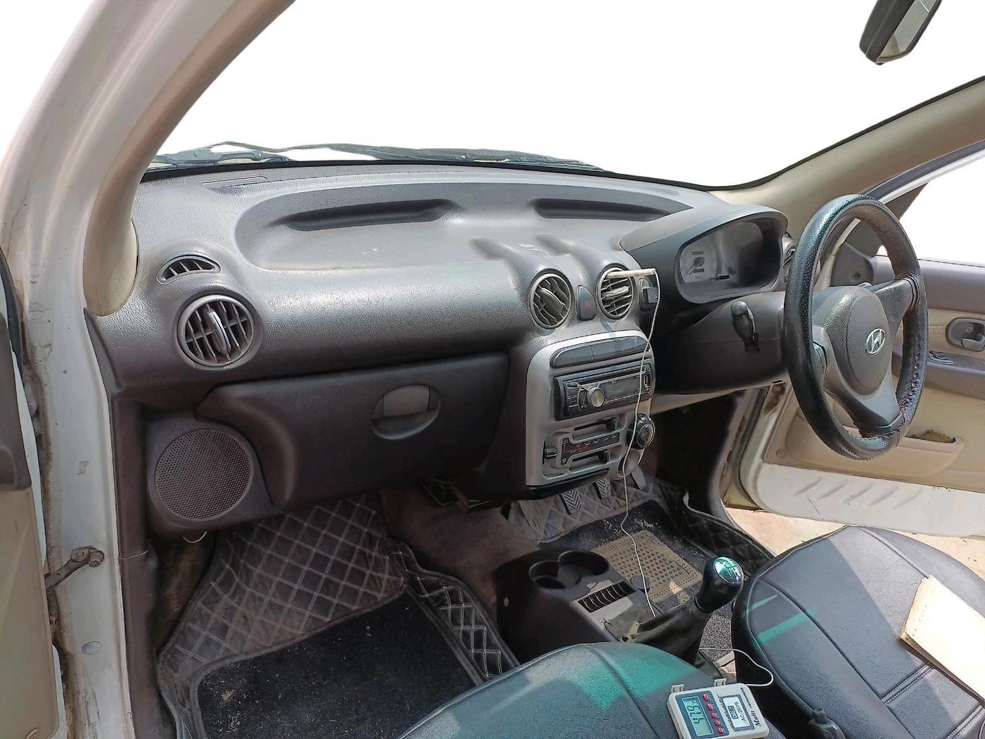 2013 Hyundai Santro Xing GL PLUS, Petrol, Manual, 1,32,356 km, interior