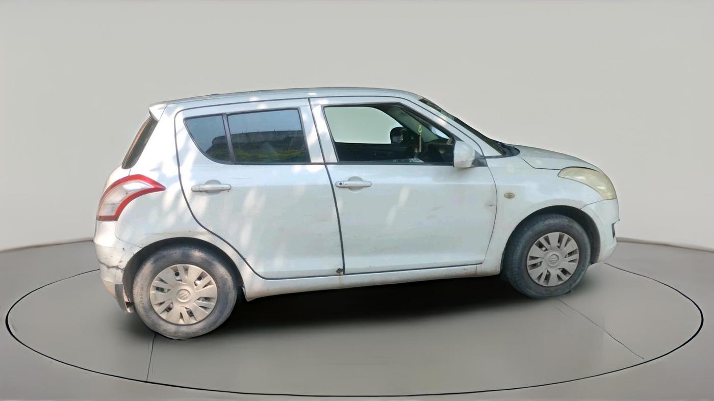 2012 Maruti Swift LXI, CNG, Manual, 89,913 km, exterior