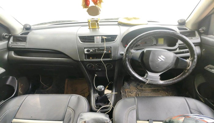 2014 Maruti Swift LXI, Petrol, Manual, 1,17,984 km, interior