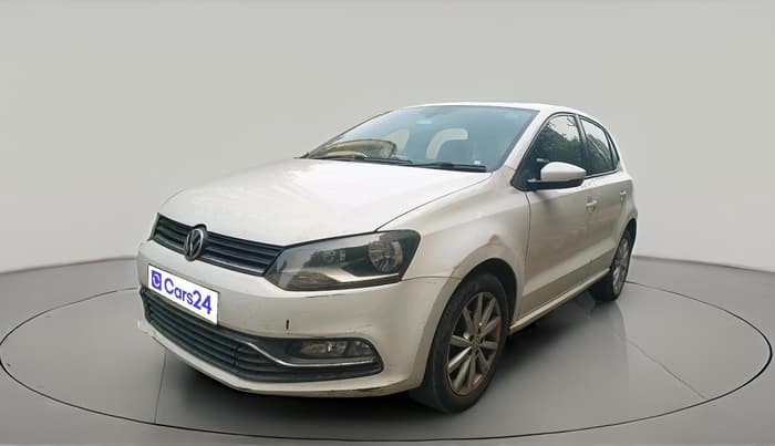 2017 Volkswagen Polo HIGHLINE PLUS 1.5 16 ALLOY, Diesel, Manual, 1,64,100 km, exterior
