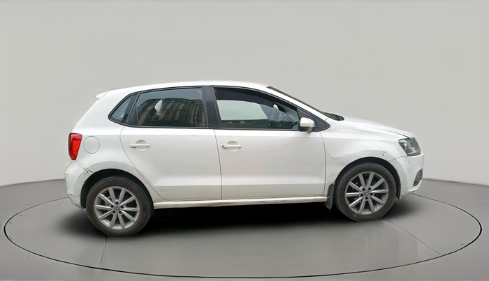 2017 Volkswagen Polo HIGHLINE PLUS 1.5 16 ALLOY, Diesel, Manual, 1,64,100 km, exterior