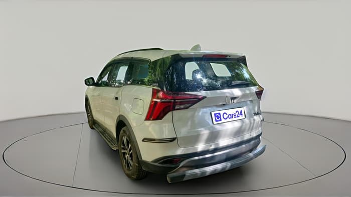 2023 Mahindra XUV700 AX 5 P MT 5 STR (E) , Petrol, Manual, 27,556 km, exterior