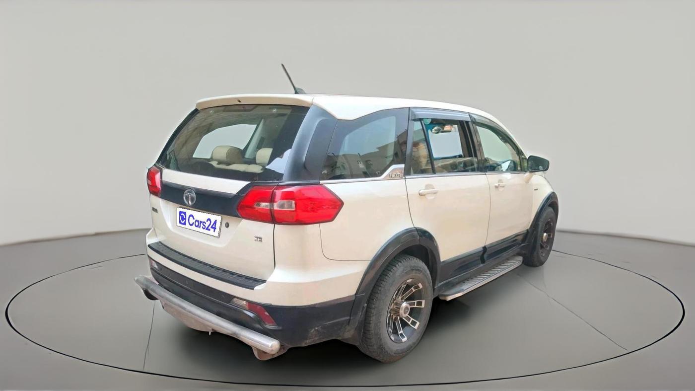 2017 Tata Hexa XE 4X2 7 STR, Diesel, Manual, 71,536 km, exterior