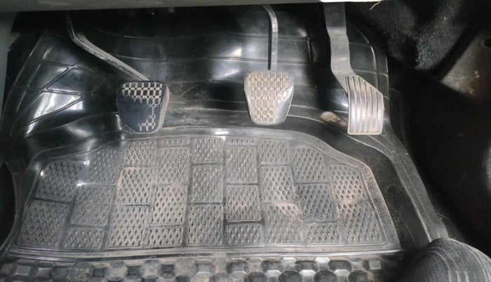 2018 Tata NEXON XM DIESEL, Diesel, Manual, 1,10,241 km, interior