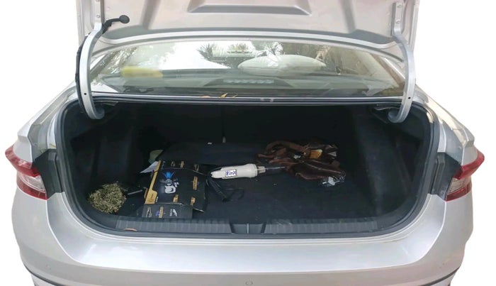 2025 Skoda SLAVIA Sportline 1.0L TSI AT, Petrol, Automatic, 6,387 km, exterior