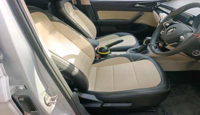 2025 Skoda SLAVIA Sportline 1.0L TSI AT, Petrol, Automatic, 6,387 km, interior