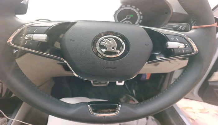 2025 Skoda SLAVIA Sportline 1.0L TSI AT, Petrol, Automatic, 6,387 km, interior