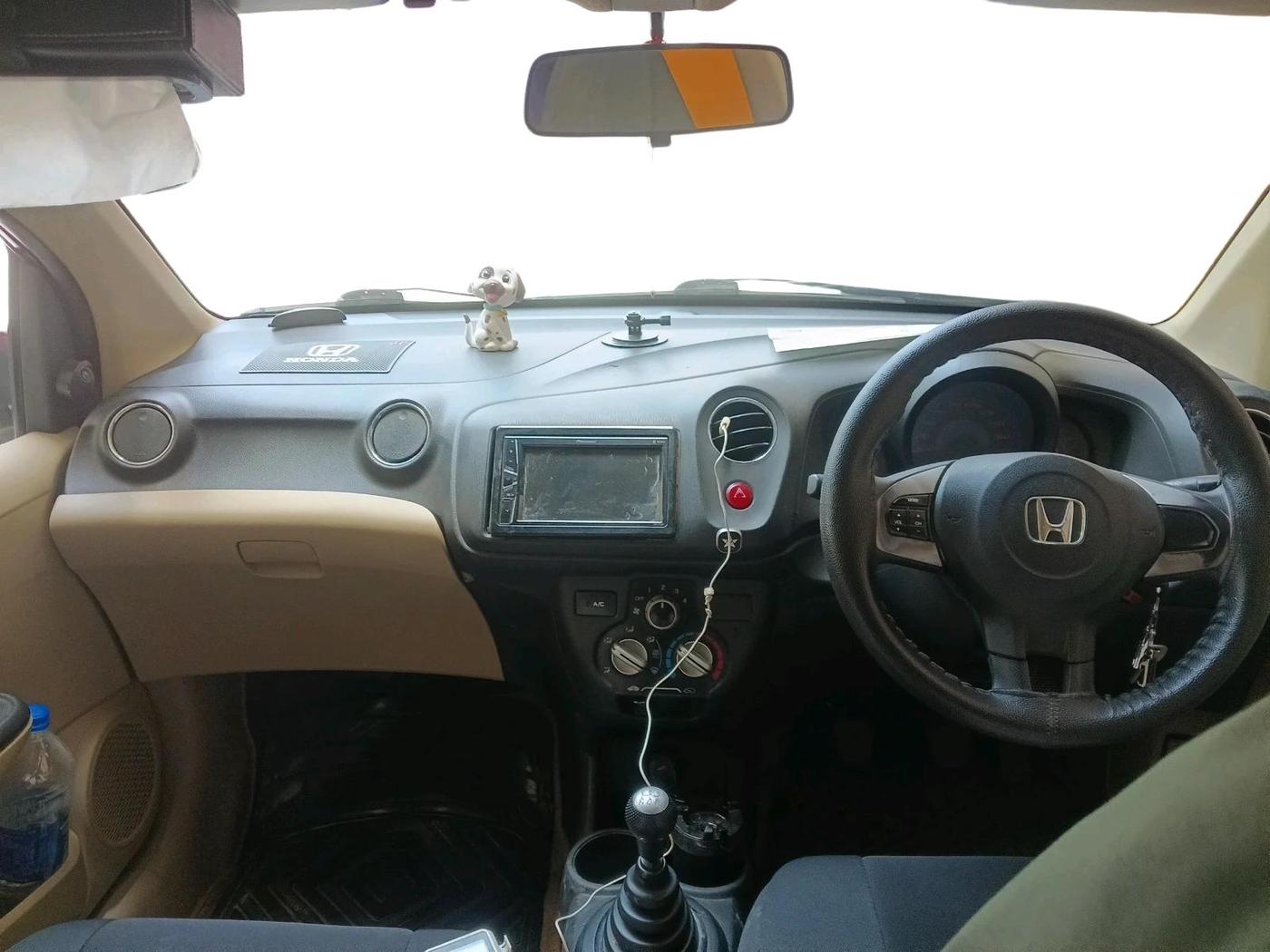 2014 Honda Amaze 1.2L I-VTEC S, Petrol, Manual, 1,02,914 km, interior