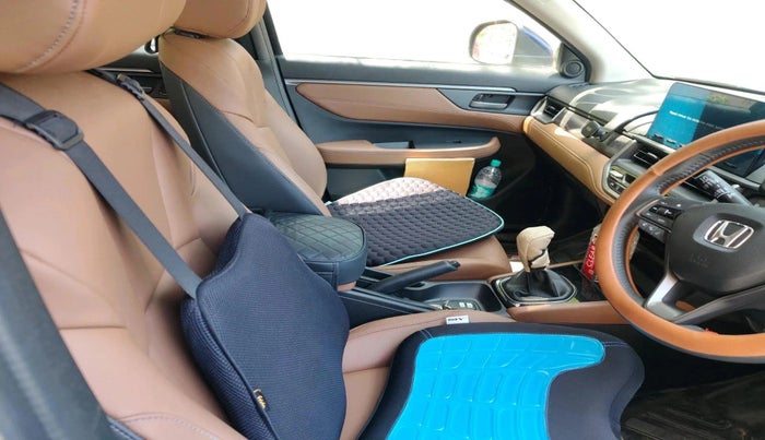 2025 Honda ELEVATE ZX MT, Petrol, Manual, 5,402 km, interior