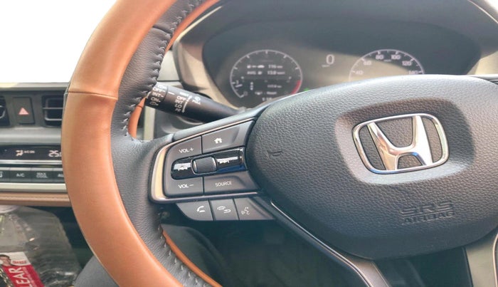 2025 Honda ELEVATE ZX MT, Petrol, Manual, 5,402 km, interior