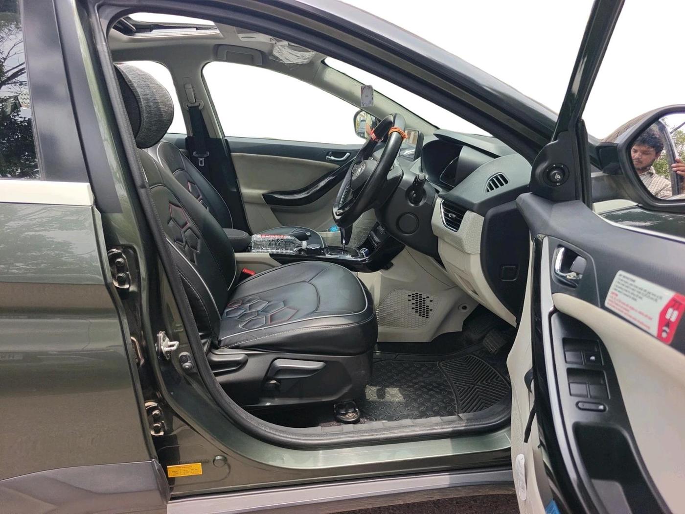 2022 Tata NEXON XZA PLUS (O) PETROL, Petrol, Automatic, 38,846 km, interior