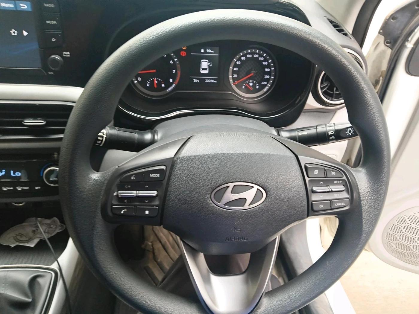 2023 Hyundai GRAND I10 NIOS SPORTZ 1.2 KAPPA VTVT, Petrol, Manual, 23,236 km, interior