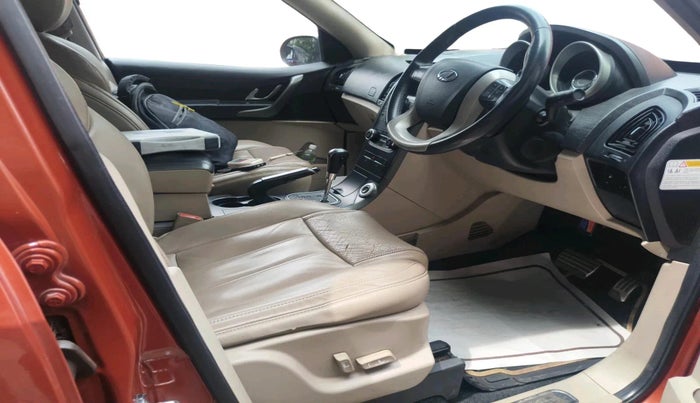 2018 Mahindra XUV500 W10 AT, Diesel, Automatic, 79,036 km, interior