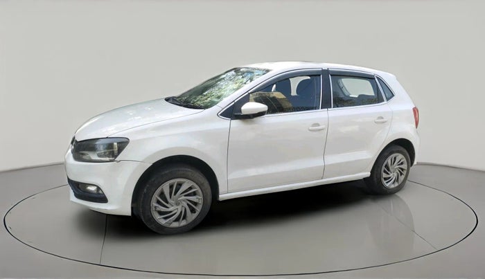 2015 Volkswagen Polo COMFORTLINE 1.2L, Petrol, Manual, 1,40,635 km, exterior