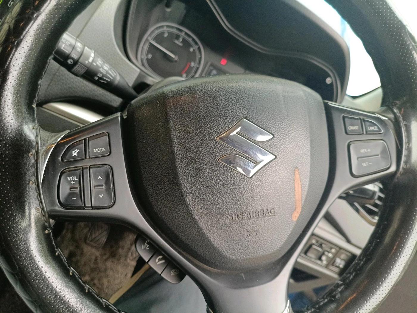 2017 Maruti Vitara Brezza ZDI PLUS, Diesel, Manual, 1,25,123 km, interior