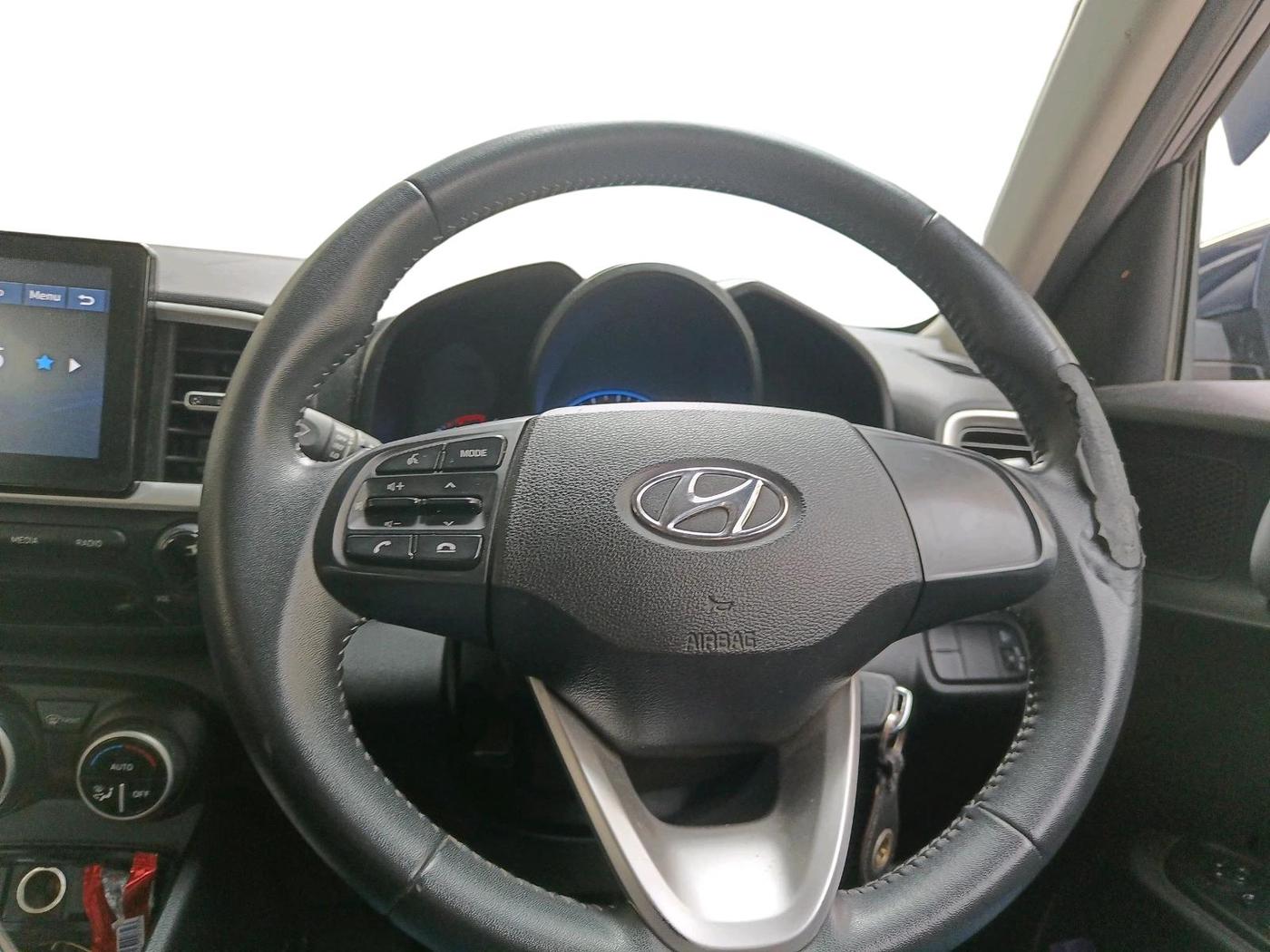 2021 Hyundai VENUE S+ 1.2, Petrol, Manual, 54,790 km, interior