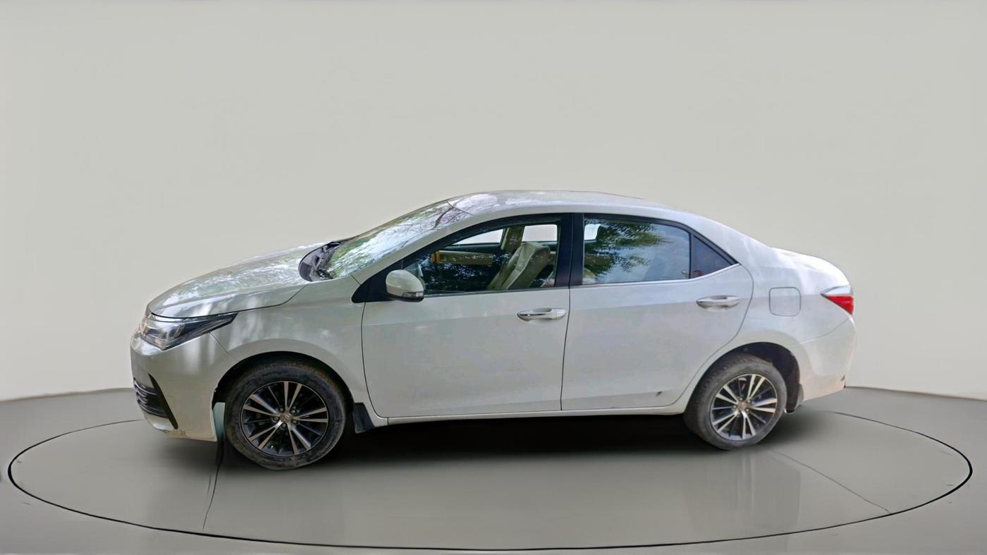 2017 Toyota Corolla Altis VL CVT PETROL, Petrol, Automatic, 1,02,751 km, exterior