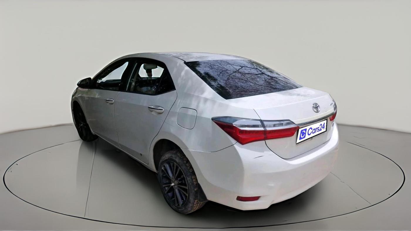 2017 Toyota Corolla Altis VL CVT PETROL, Petrol, Automatic, 1,02,751 km, exterior