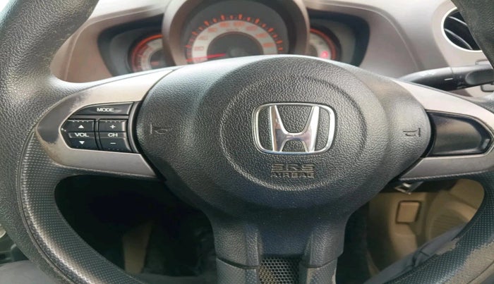 2013 Honda Brio V MT, Petrol, Manual, 67,556 km, interior