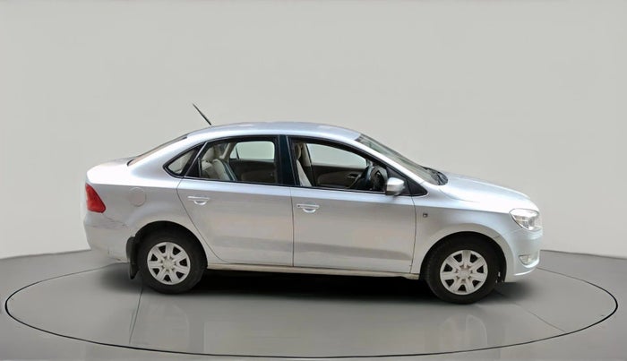 2011 Skoda Rapid AMBITION 1.6 MPI MT, Petrol, Manual, 62,790 km, exterior