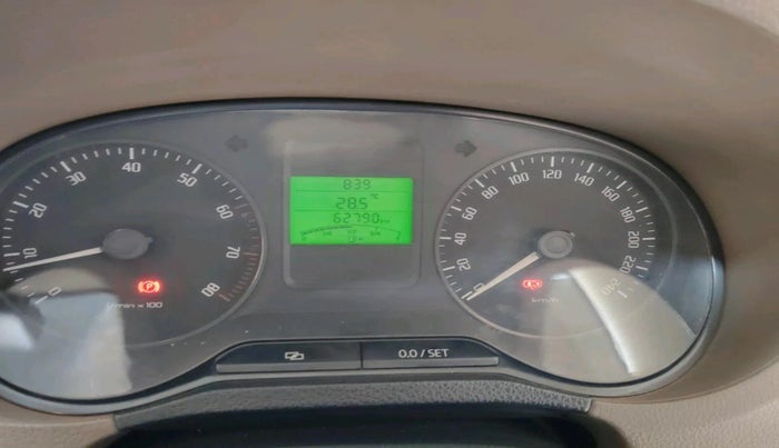 2011 Skoda Rapid AMBITION 1.6 MPI MT, Petrol, Manual, 62,790 km, interior