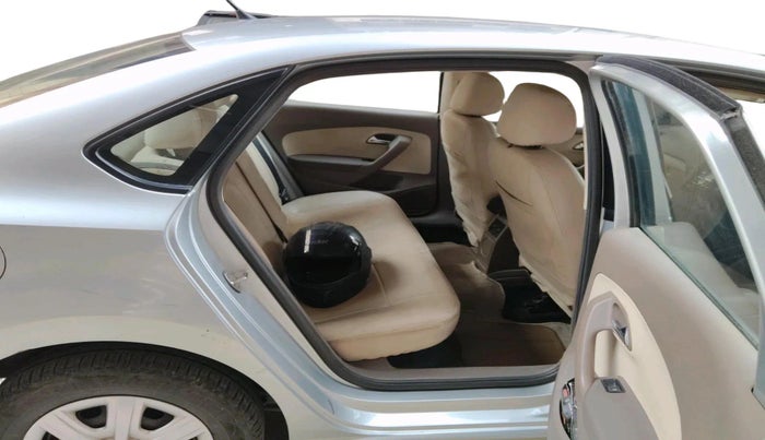 2011 Skoda Rapid AMBITION 1.6 MPI MT, Petrol, Manual, 62,790 km, interior