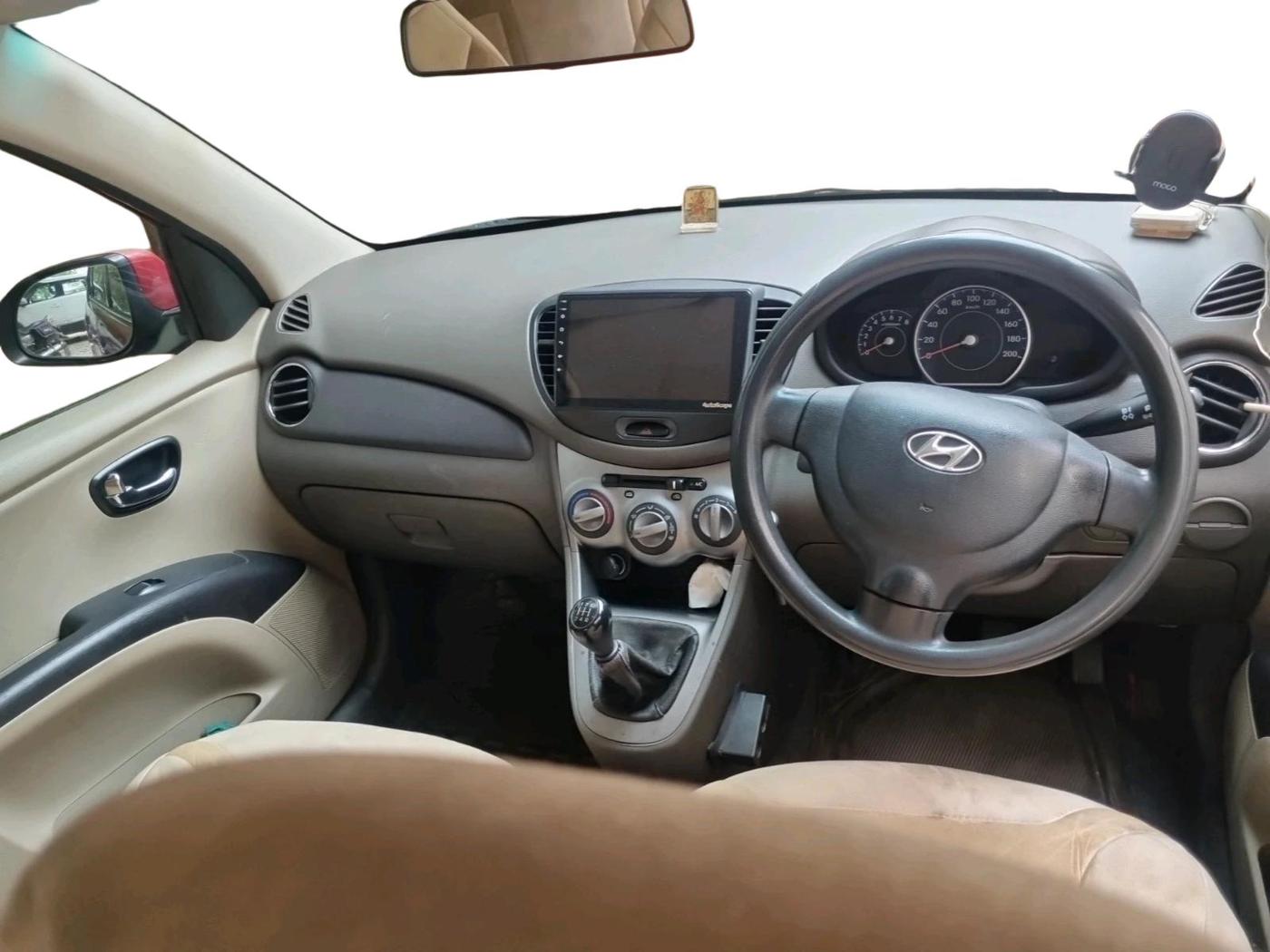 2011 Hyundai i10 MAGNA 1.2, Petrol, Manual, 45,874 km, interior